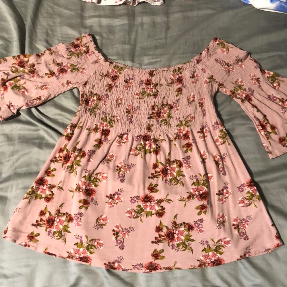 JUNIORS pink loose top